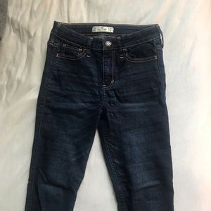 Dark wash Hollister skinny jeans size 1 regular